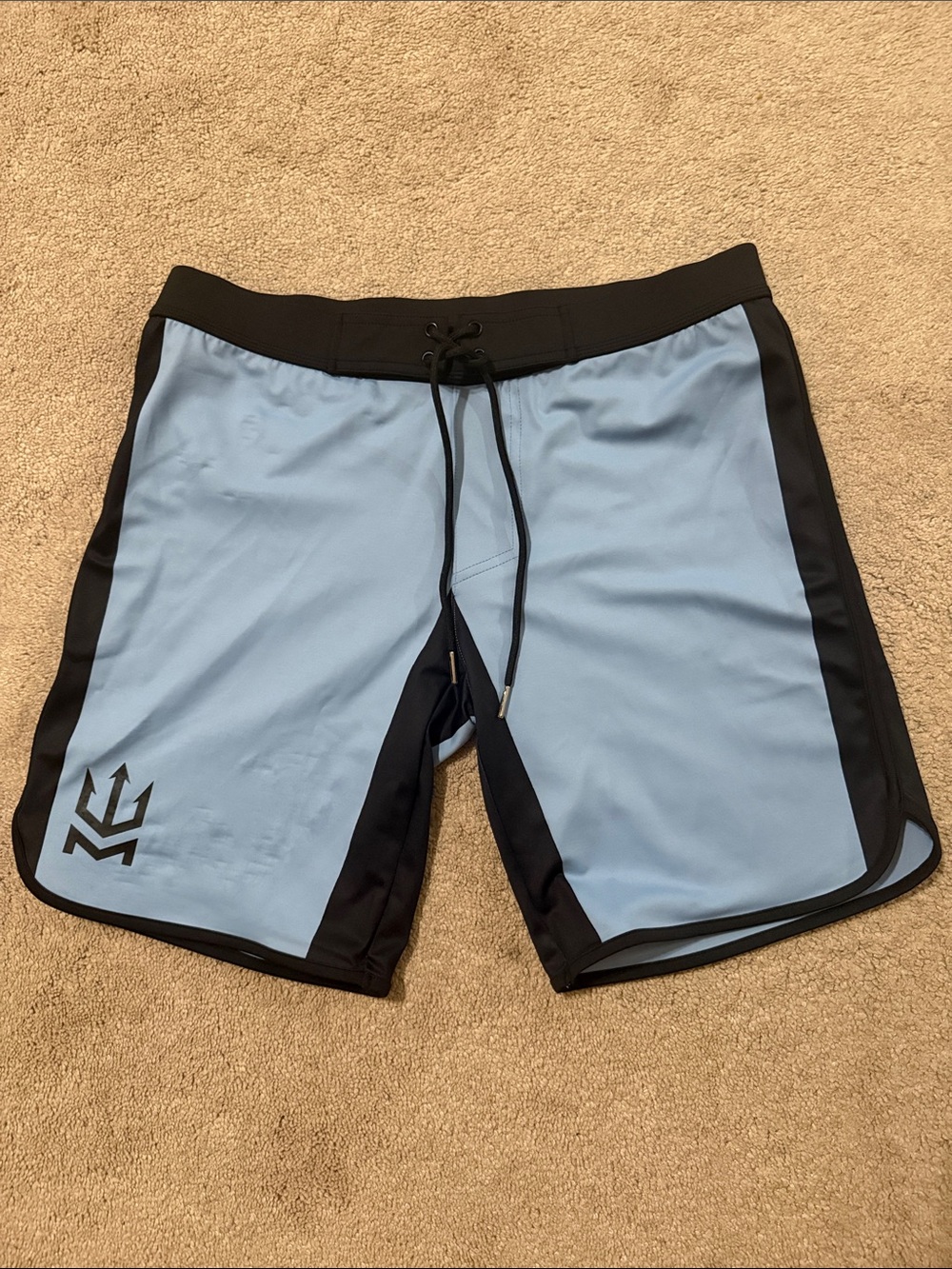 Manifest board shorts
